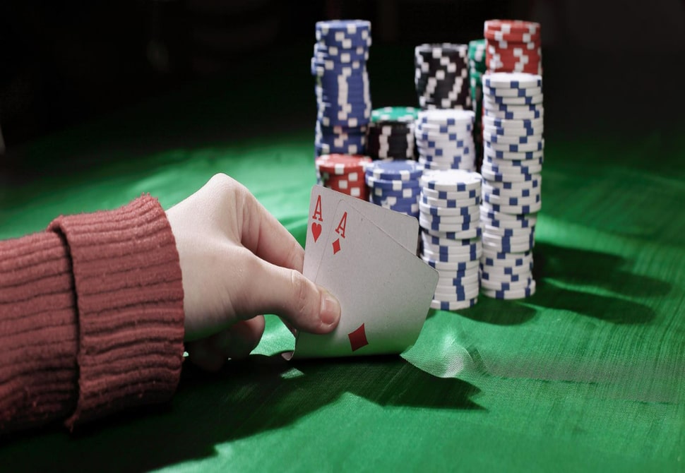 4 Tips to Becoming a Prolific Poker Player
